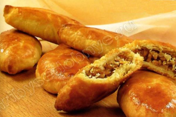 Рецепт приготовления пирожков с лесными грибами фото