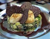 Морские гребешки с луком-пореем и трюфелями